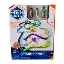 HEX BOTS ● Nano Land ● Hexbug ● Includes 2 Nano And 1 Nano Flash As Pictured 