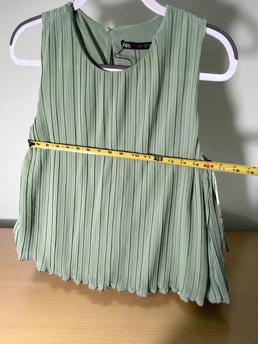 Zara Blouse Medium Pleated Top Sleeveless Blouse Green Women's - Picture 3 of 5