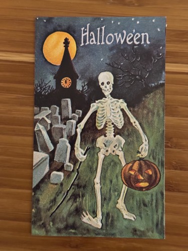 Reproduktion Halloween Postkarte Skelett - Friedhof "Dem Bones Shall Rise Again"