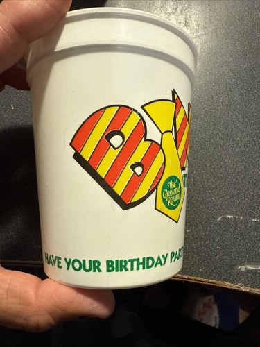 Bingo the Clown: 1993 Plastic cup From The Ground Round Quote - Picture 5 of 12