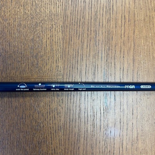 USED PRGR Q Ladies Utility 28° Graphite Shaft Ladies Flex - Picture 8 of 10