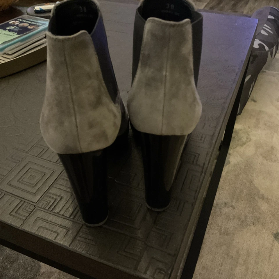 HOGAN Gris Gamuza con Charol Tacón Plataforma Tirar en Chelsea Botín 8/38 Foto 3 de 4