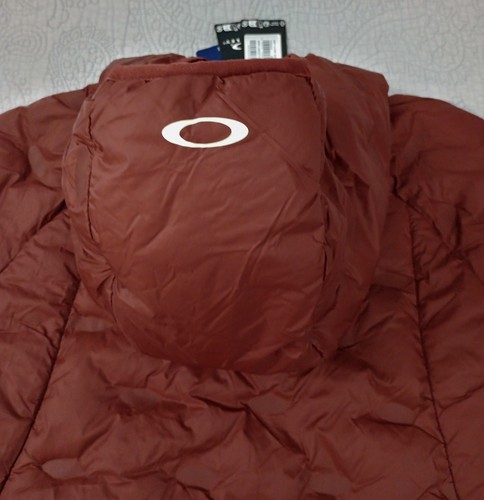 Oakley Snowbound Packable Down Puffy Hoodie Jacket Burgundy Size Large MSRP $235 - Picture 5 of 14