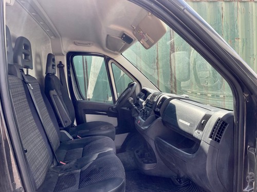 Citroën Jumper L1H1 - Schwarz mit Anhängerkupplung - Bild 7 von 8