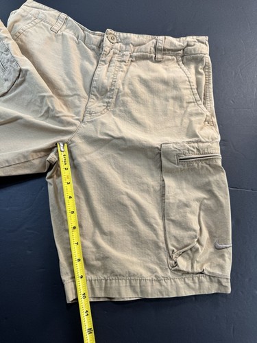 Vintage Nike Cargo Shorts Mens Medium Khaki Utility Dad Outdoor Y2K - Picture 4 of 9
