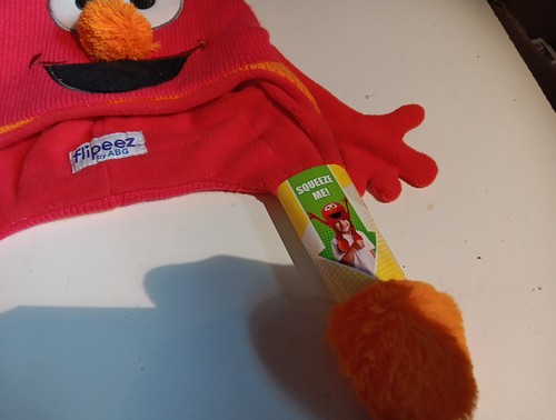 Sesame Street ELMO Flipeez Children Hat SQUEEZABLE SQUEEZE ME Cap RED NEW - Picture 3 of 5