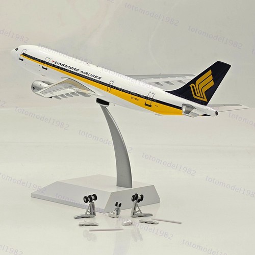 1:200 Singapore Airlines / Airbus A300B4-200 / 9V-STG / JF-A300-0003 / Aircraft - Picture 4 of 9