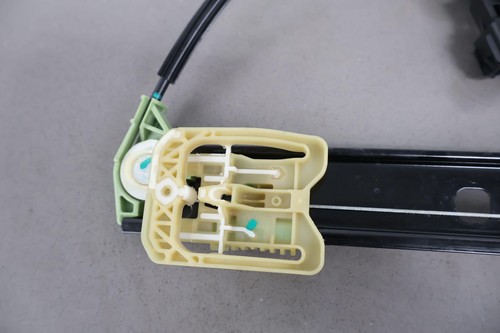 22-24 Rivian R1T OEM Rear Right RH Door Window Regulator W/ Motor (Tested) - Picture 16 of 16