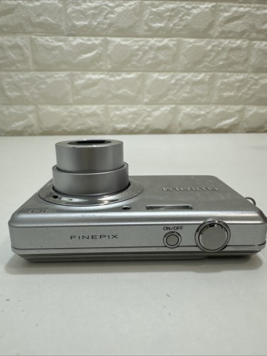 Lente zoom Fujifilm FinePix J27 10,2 MP 3x Fujinon - plateada probada - Imagen 7 de 20