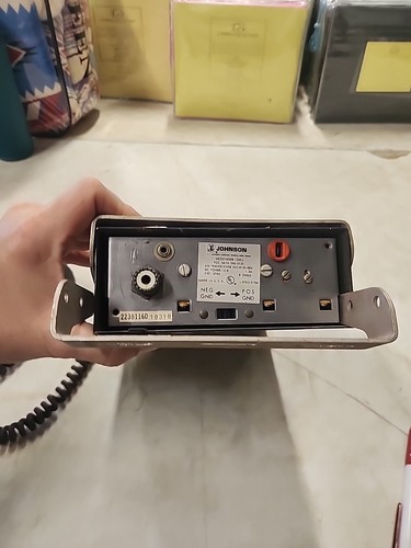 Johnson Messenger 123SJ Vintage Mobile 23 Channel CB Radio with Mic Untested (B - Picture 8 of 9