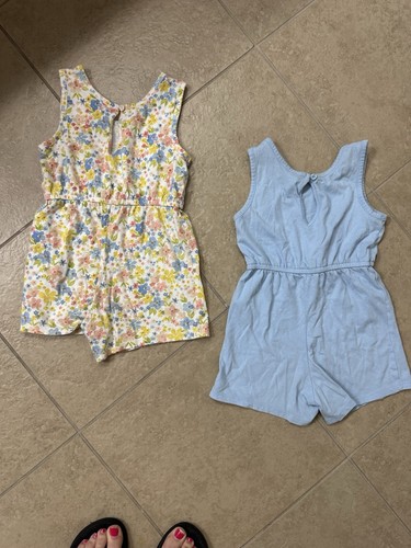 Girls Size 5t Old Navy Rompers - Picture 3 of 4