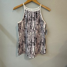 Torrid Women  s Tank New Size OO S/M Summer