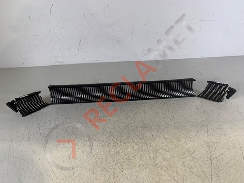 VOLVO Xc40 536 DASHBOARD TRIM PANEL DIAMOND CUT ILLUMINATED 31477787 - Picture 1 of 11