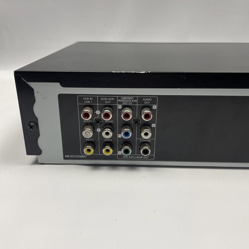 JVC Combo Player HR-XVC11B VHS/DVD VCR Video Recorder Serviced Tested Working - Picture 12 of 15