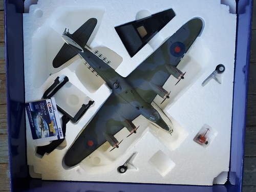 Corgi 1943 Short Sunderland MkIII EJ134 461 Squadron RAAF Plane 1:72 Diecast - Picture 2 of 11