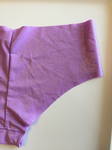 Sexy bragas descaradas Victorias Secret multicolores brillantes sin mostrar talla XS NUEVAS CON ETIQUETAS - Imagen 18 de 67