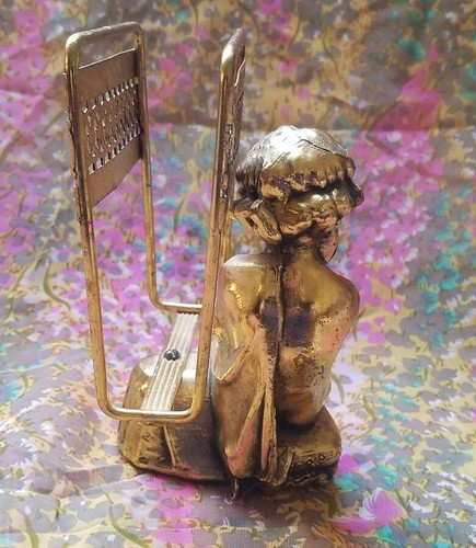 Mid-Century Brass Reading Child Letter / Napkin Holder Figurine 6" X 3 1/2" - Picture 4 of 10