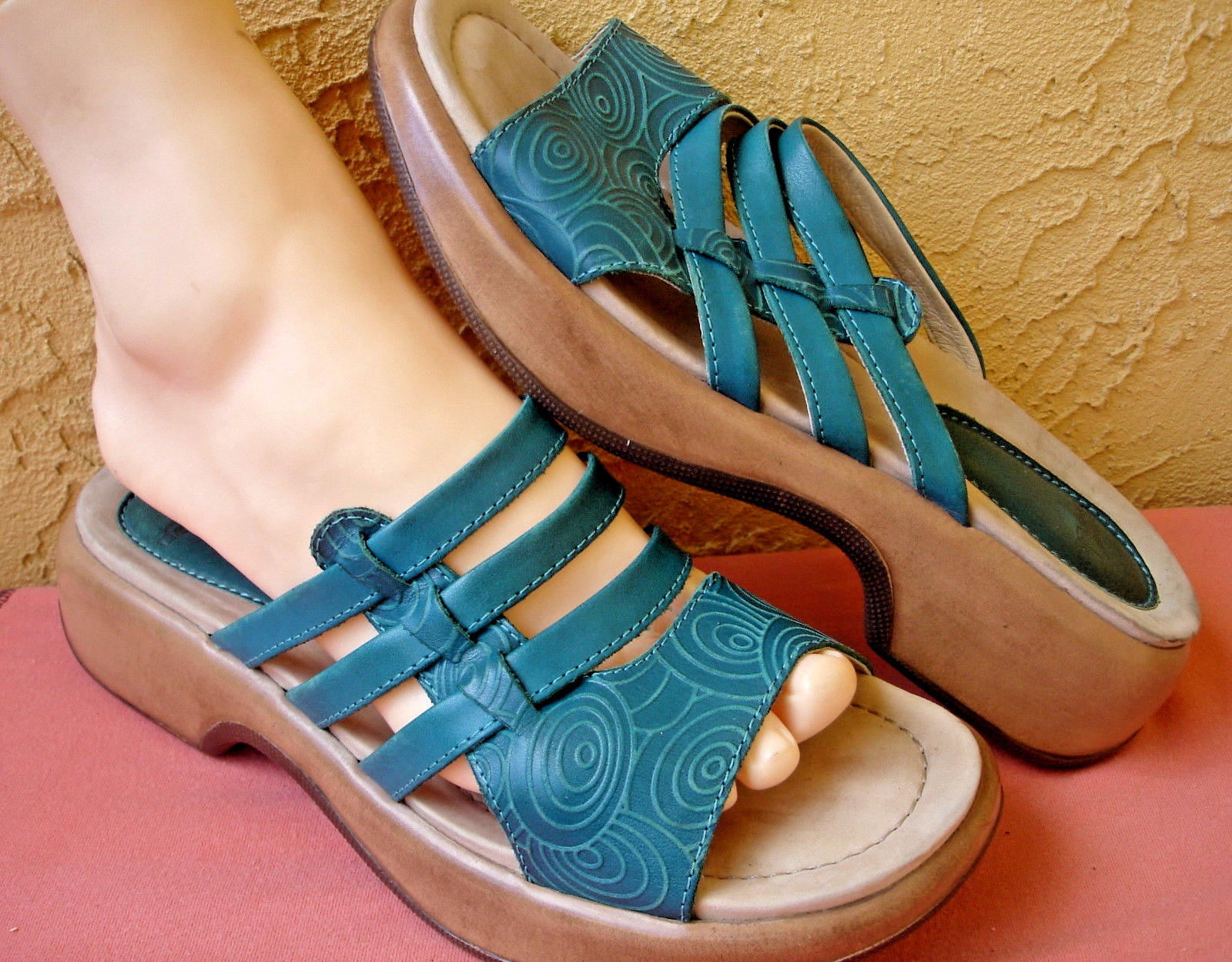 Dansko Sandalia con Tiras DIAPOSITIVA ZUECO 9.5 - 10 en relieve de cuero para mujer 40 Dansko Dansko Dansko Sandalia con Tiras DIAPOSITIVA ZUECO 9.5 - 10 en relieve de cuero para mujer 40 hasta un 65% de descuento