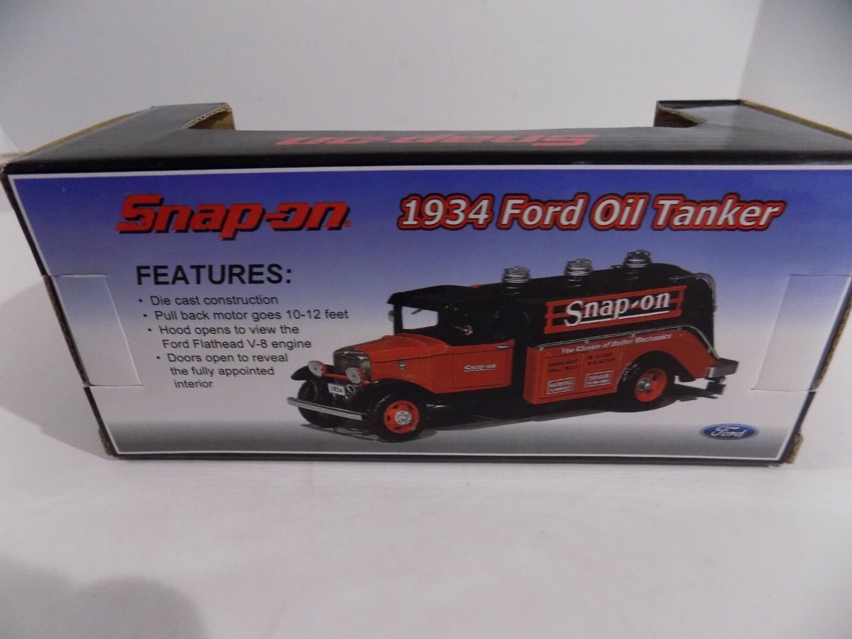 スナップオン1934 フォード　ミニカー Snap-on 1934 Ford Oil Tanker 1 43 Scale Die Cast Replica for