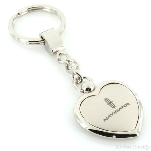 Lincoln Navigator Heart Shape Chain Keychain (Chrome) - Picture 1 of 2