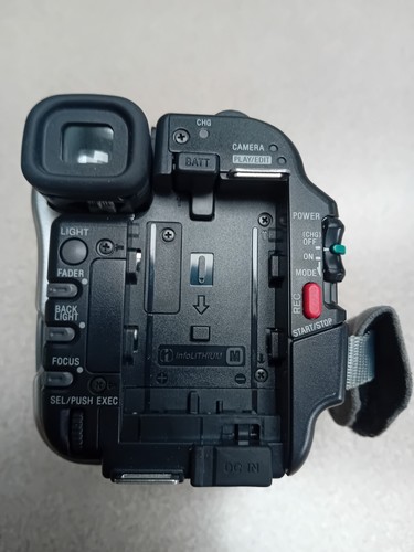 SONY Handycam CCD-TRV238E Hi-8 SP/LP Camcorder with accessories - Picture 5 of 24