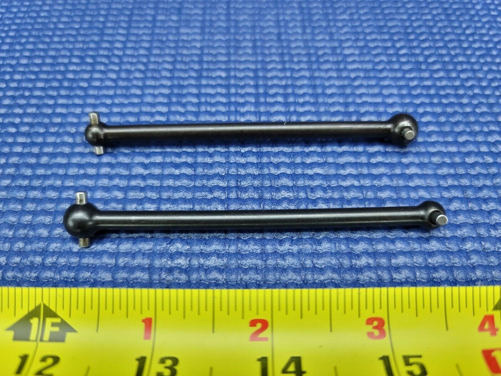 Foto 1 di 3