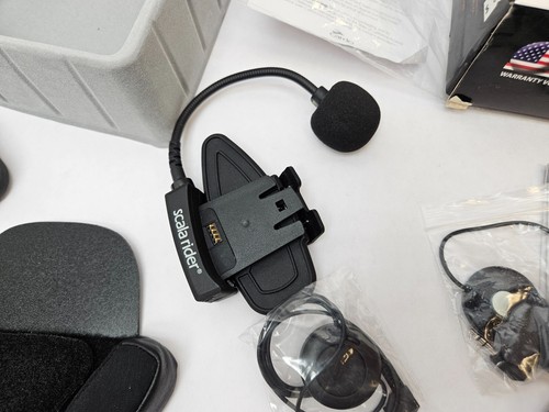 Kit de audio y micrófono Cardo Scala Rider para medio casco - Imagen 4 de 8