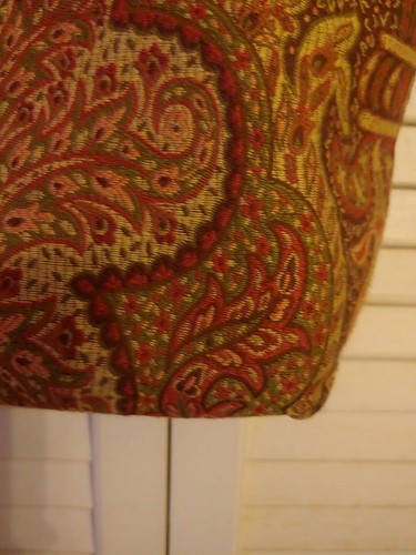 A HIDDEN UNICORN ORIGINAL PURSE. Burgandy Velvet Gold Tapestry Eye Glass Cover - Picture 6 of 12