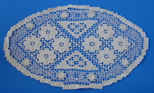 Doily Oval Antique Cotton White Off - Picture 1 of 3