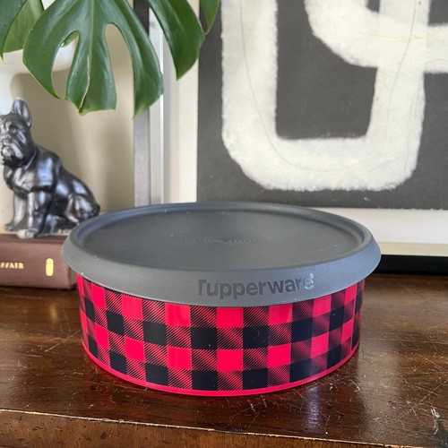 Tupperware Buffalo Plaid Cookie Canister 2.5qt