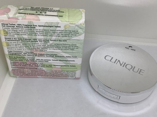 CLINIQUE BEYOND PERFECTING POWDER FOUNDATION + CONCEALER 11 HONEY (MF-G) COMPACT - Bild 11 von 12