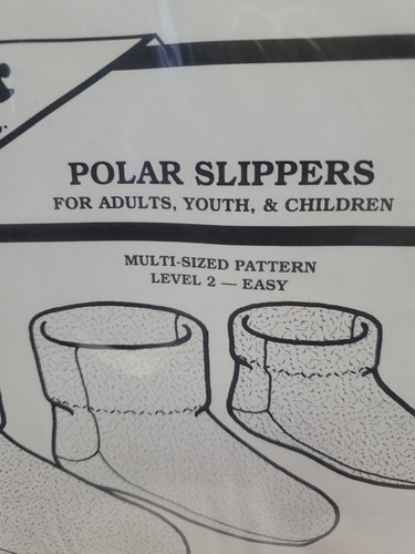 The Green Pepper Fleece Polar Slippers #527 Sewing Pattern - Pattern Only - Picture 7 of 7