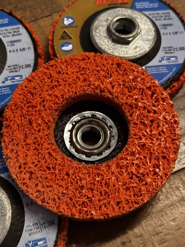 Lot of 4 x Norton Grinder Wheel Bear-Tex Blaze Rapid Paint Strip, 4 1/2 x 5/8 - Picture 5 of 9