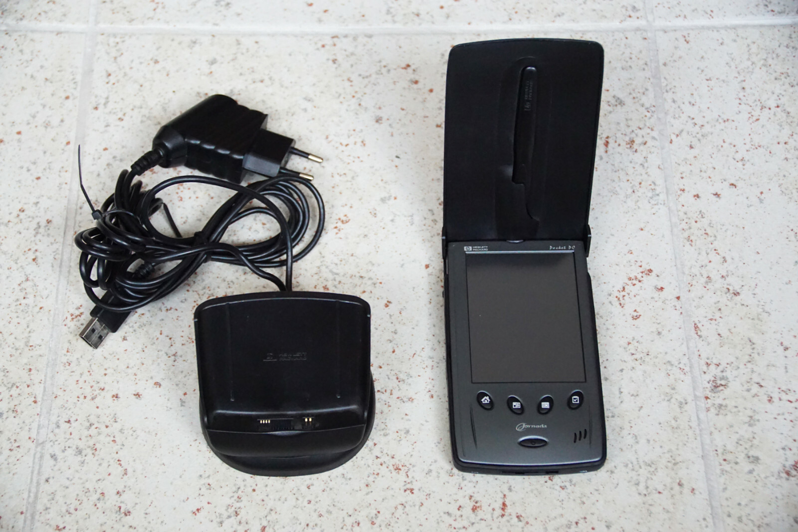 Kupit Hp Jornada 540 Series Pocket Pc Dockingstation Na Aukcion De Iz Germanii S Dostavkoj V Rossiyu Ukrainu Kazahstan