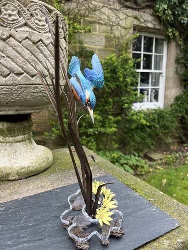 Escultura Albany 'Kingfisher' porcelana bronce y cristal de roca 40 cm de alto - Imagen 10 de 17