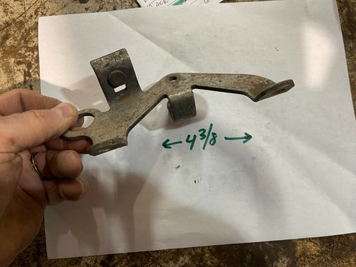 Mopar Dodge Plymouth unknown Throttle Cable Bracket GTX Cuda 72 ? stock pics 73 - Picture 10 of 11
