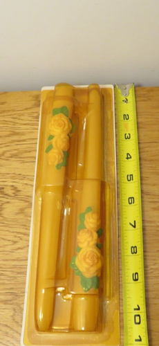 NEW Avon Winter Rose~ 2 Bayberry Fragranced 10" Taper Candles SEALED - Picture 9 of 9