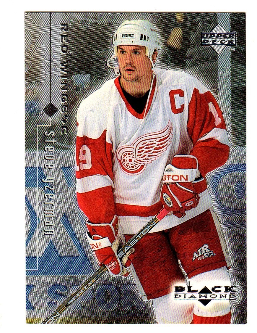Steve Yzerman DETROIT RED WINGS 1998-99 Black Diamond #30 Upper Deck