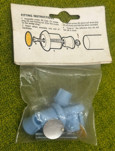 NOS Vintage BLUEMELS Reflector Handlebar End Plugs LIGHT BLUE Raleigh BLUEMEL’S - Picture 2 of 2