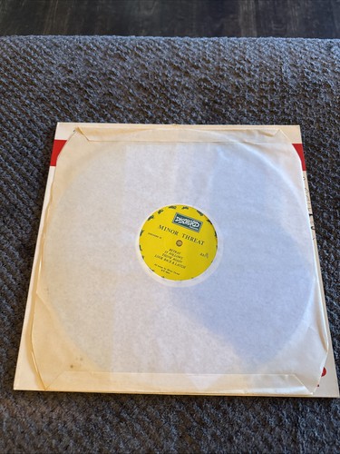 Minor Threat - Out Of Step UK Red printing 1983 Original Punk Dischord 10 Nice! - Bild 9 von 16