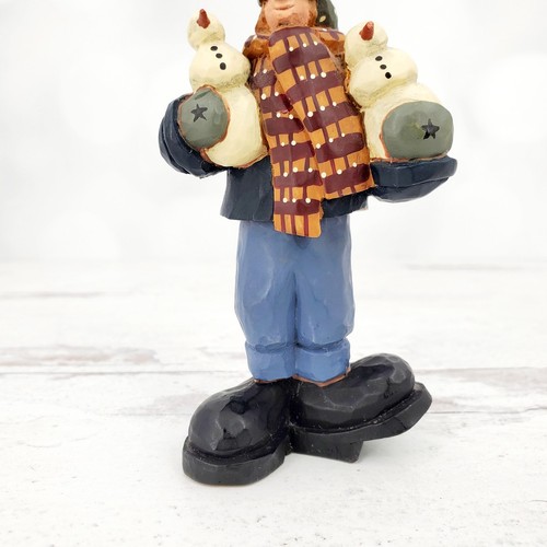 1998 Williraye Studio Boy Holding 2 Snowmen Resin Figurine #WW2229 - Picture 4 of 8