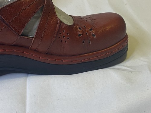 KLOGS BRAND CLOPS RED WITH STRAPS, SIZE 8 1/2 - Picture 8 of 19