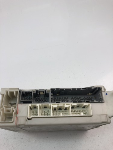 LEXUS IS C GSE2 Sicherungskasten 82730-53050 25942370 - Bild 3 von 4