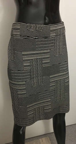 A-K-R-I-S Punto Size 12 Cotton Wool Black White Print Straight Pull On Skirt - Picture 2 of 7