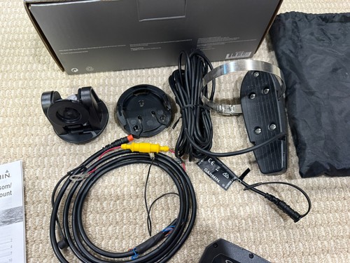 Garmin STRIKER Vivid 4cv Marine Fishfinder with GT20-TM Transducer 010-02550-00 - Picture 4 of 5