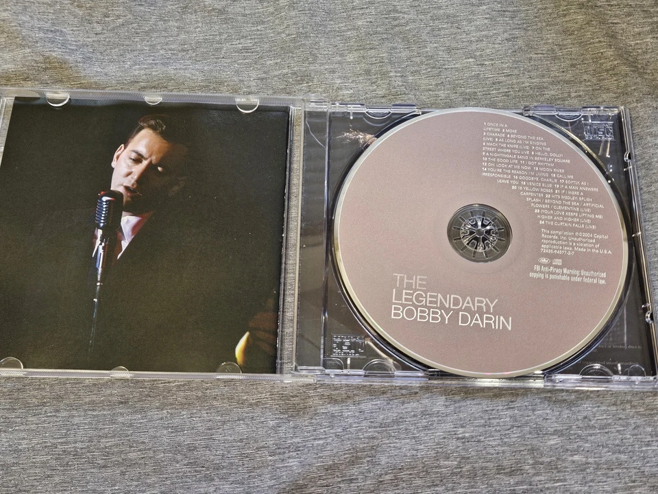 Bobby Darin CD The Legendary Bobby Darin 2006 Capitol Records Hits Best Of Swing Foto 2 de 3