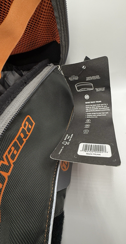 NOVARA REI Basic Rack Baúl Gris y Naranja NUEVO - Imagen 8 de 10