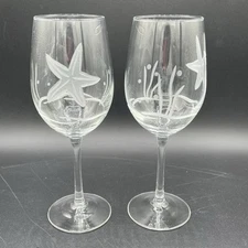 Rolf Etched Starfish All Purpose 10 oz  Wine Glasses Set of 2 Perfect Condition