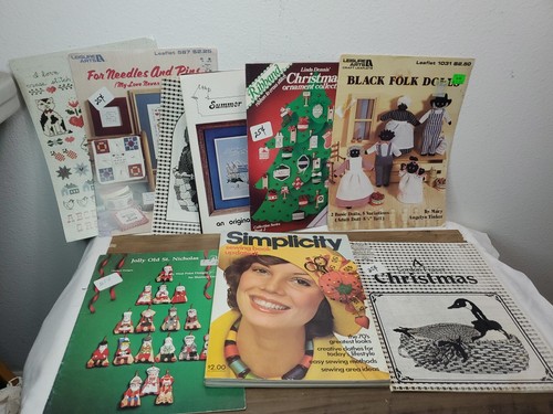 Black Folks Dolls Simplicity Cross-stitch Christmas Patterns Books Magazine Lot - Picture 12 of 17