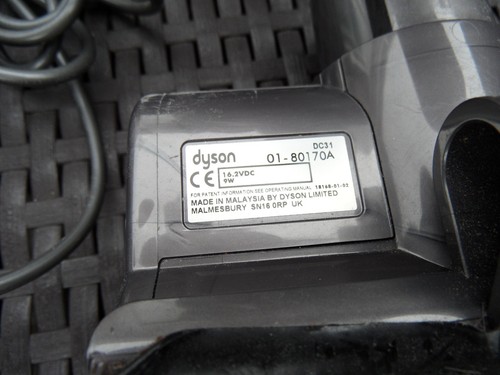 Dyson DC35 cordless vacuum cleaner. - For spares (Possibly needs a battery) - Picture 5 of 6